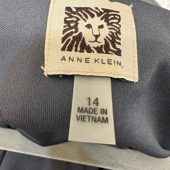 3/4 Sleeve Dress - Picture 3 of 4